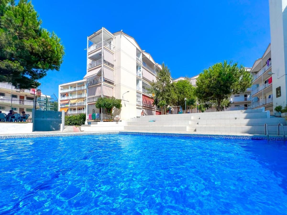 Swimming Pool, Great Location, Family Friendly, Free Parking * Salou